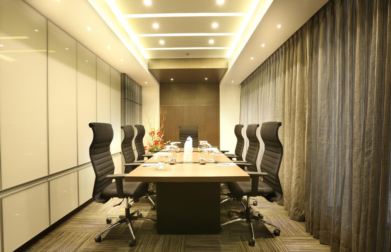 Grand Kakinada By Grt Hotels Extérieur photo