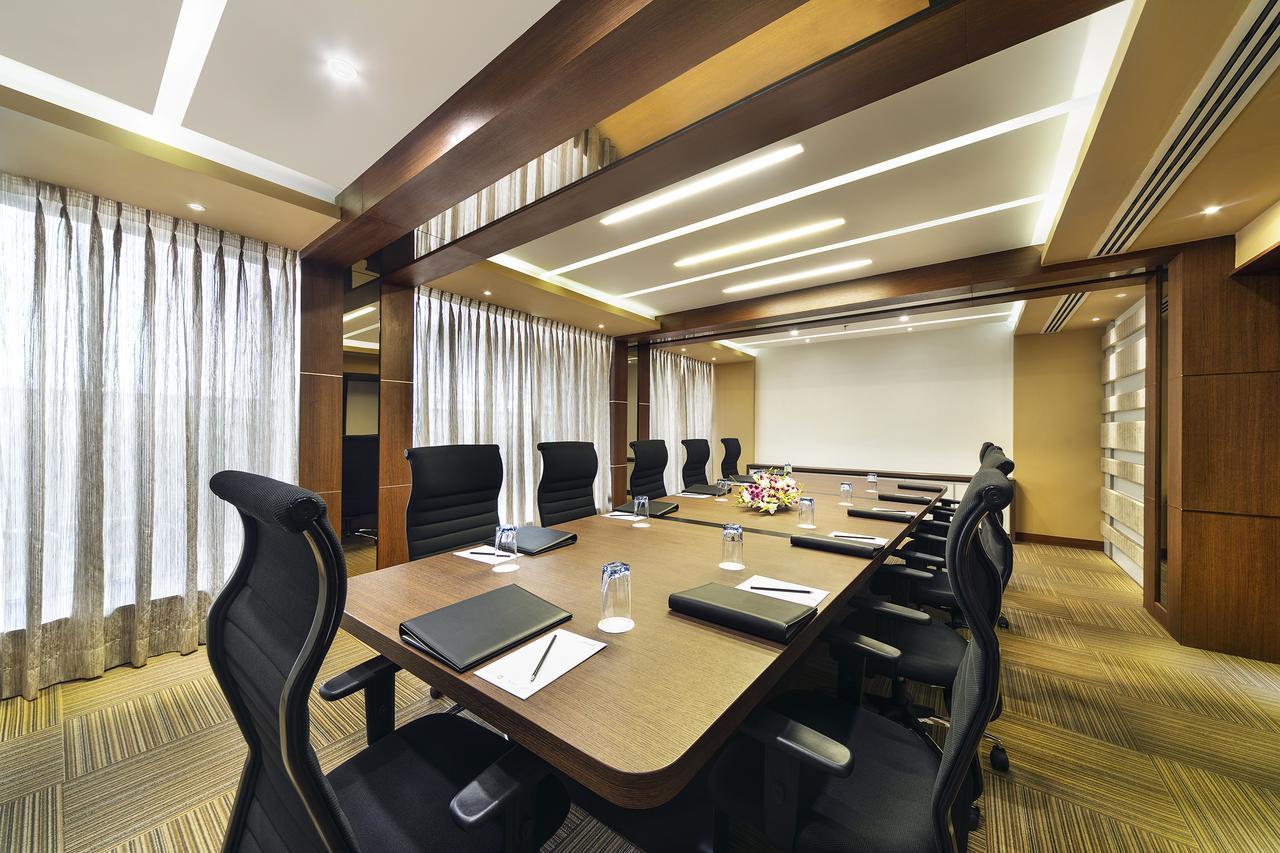 Grand Kakinada By Grt Hotels Extérieur photo
